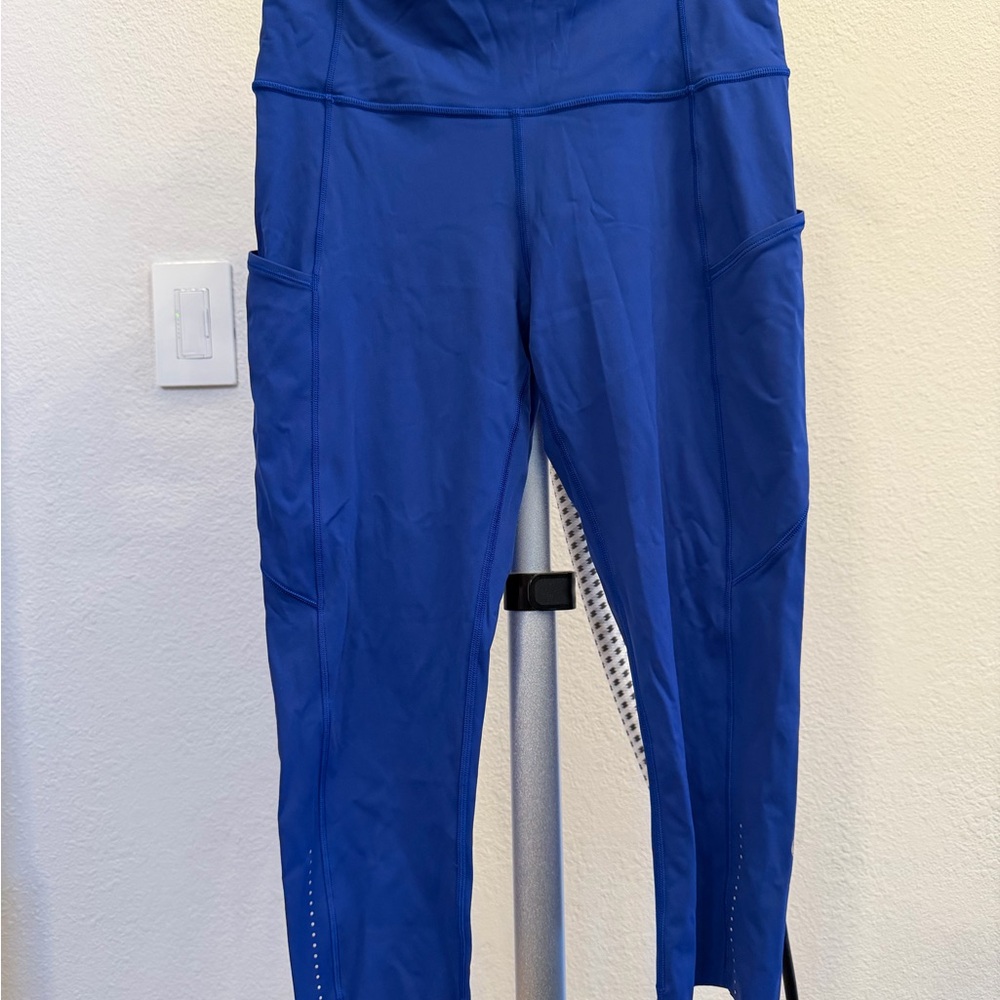 lululemon Fast and Free High-Rise Tight 25"
5 Pocket